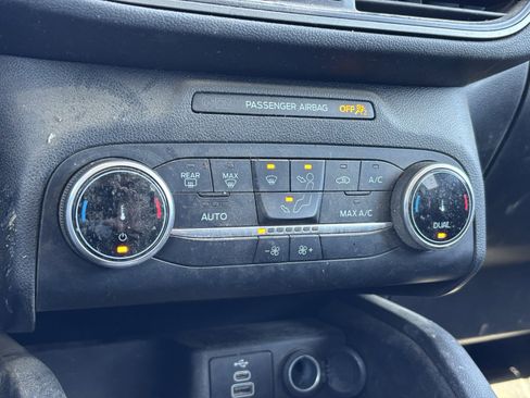 Used 2024 Ford Escape Active image 9