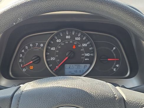 Used 2015 Toyota RAV4 LE w/ Preferred Accessory Package image 21