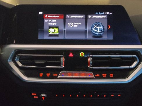 Used 2019 BMW 330i Sedan image 25