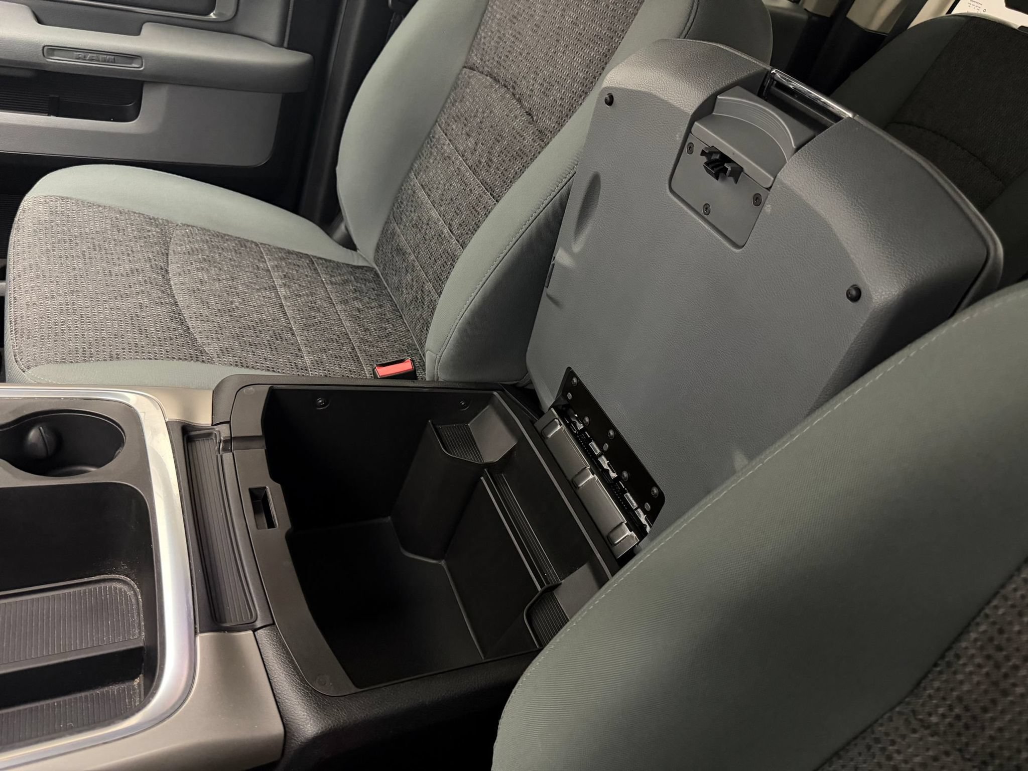 Used 2016 RAM 1500 Big Horn RWD image 31