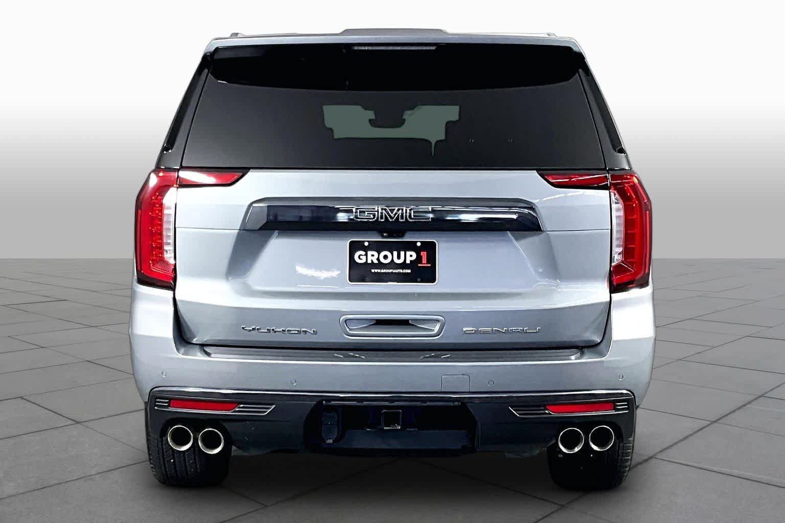 Used 2024 GMC Yukon Denali Ultimate AWD/4WD image 5