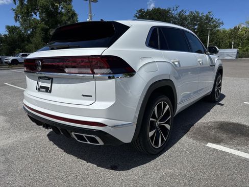 Certified 2024 Volkswagen Atlas Cross Sport SEL Premium R-Line AWD/4WD image 6