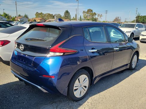 Used 2025 Nissan Leaf S FWD image 5