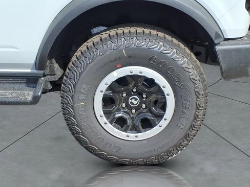 New 2026 Ford Bronco Outer Banks AWD/4WD image 4