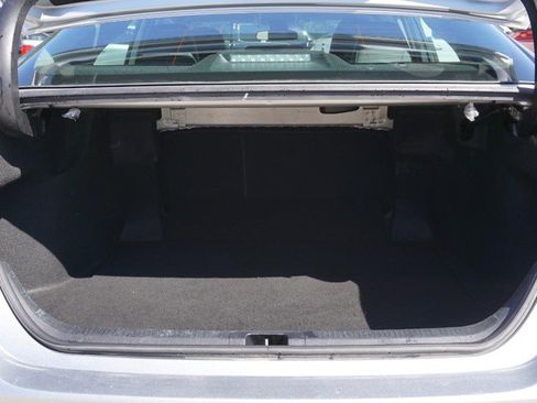 Used 2022 Toyota Camry SE image 18