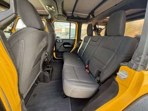 Used 2020 Jeep Wrangler Unlimited Sport S image 21