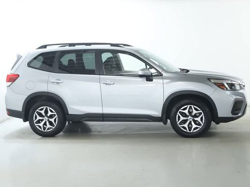 Certified 2021 Subaru Forester Premium image 11