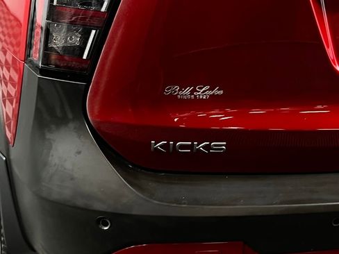 Used 2025 Nissan Kicks SV image 11