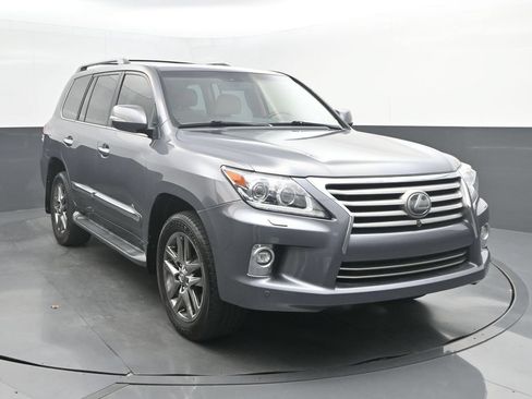Used 2015 Lexus LX 570 4WD image 9