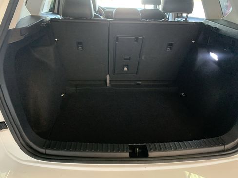 Used 2024 Volkswagen Taos SE image 20