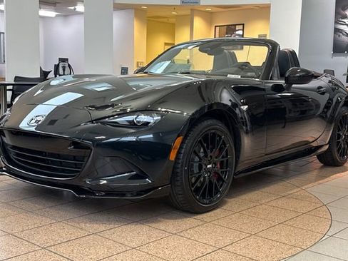 New 2025 MAZDA MX-5 Miata Club w/ Brembo/BBS Recaro Package image 7