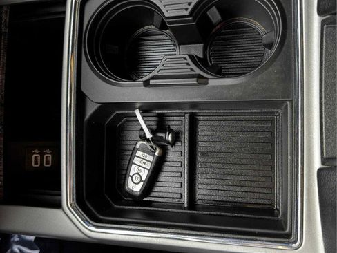 Used 2019 Ford F350 Lariat w/ Lariat Ultimate Package image 31