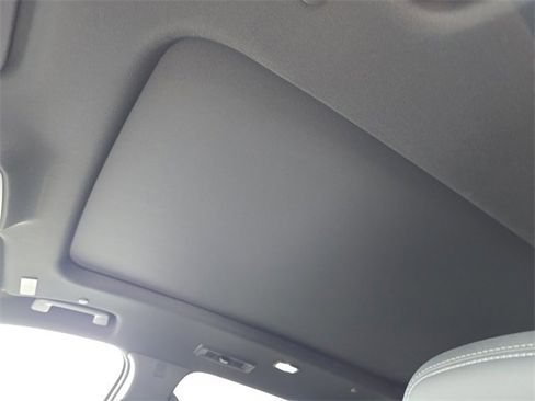 New 2025 Buick Enclave Sport Touring w/ Super Cruise Package image 21