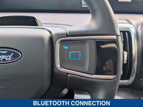 New 2026 Ford Expedition Platinum w/ Platinum Ultimate Package AWD/4WD image 32