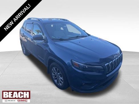 Used 2020 Jeep Cherokee Latitude Plus image 1