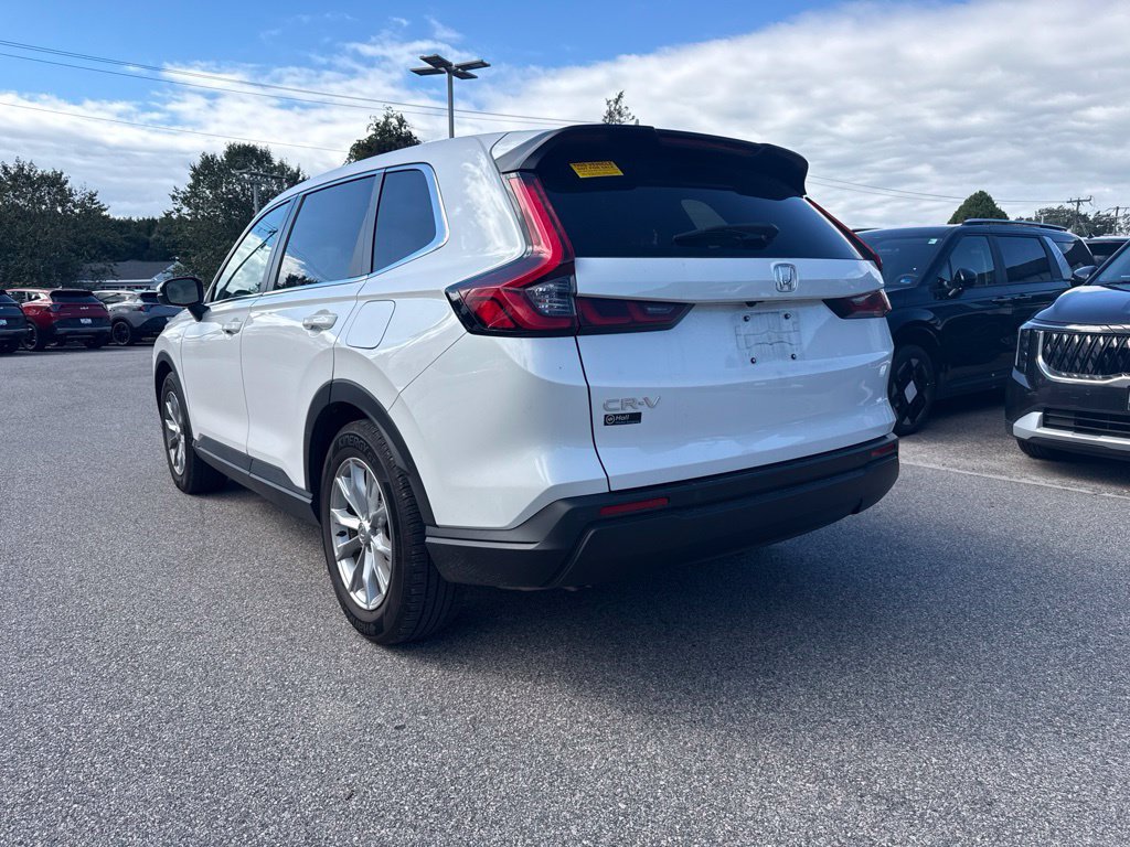Used 2025 Honda CR-V EX-L image 3