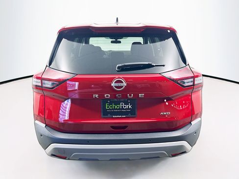 Used 2023 Nissan Rogue S image 7