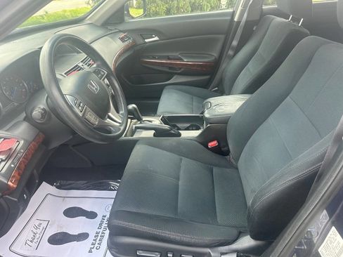 Used 2012 Honda Crosstour EX image 8