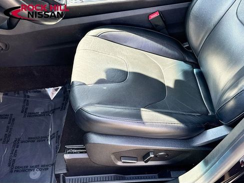 Used 2019 Ford Edge Titanium w/ Equipment Group 301A image 20