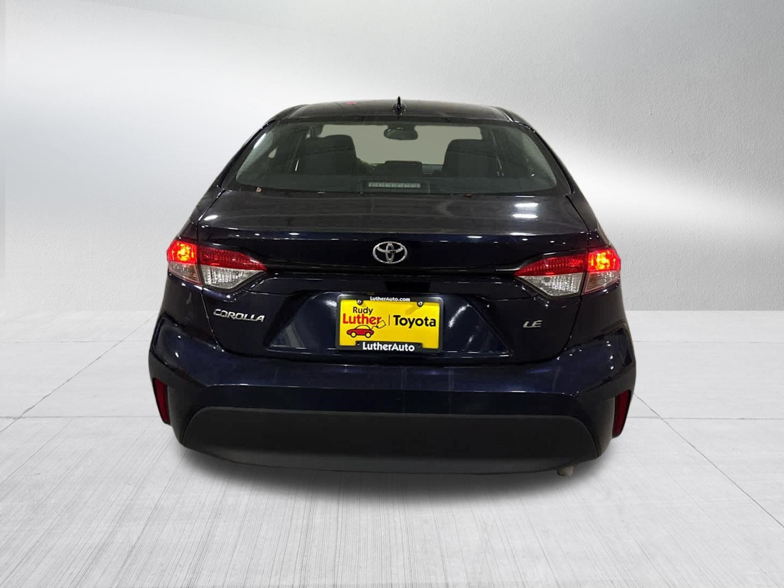 Used 2024 Toyota Corolla LE FWD image 5