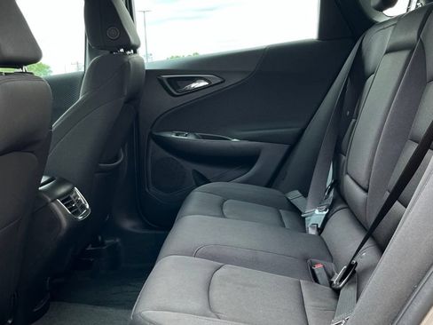 Used 2025 Chevrolet Malibu LT FWD image 13