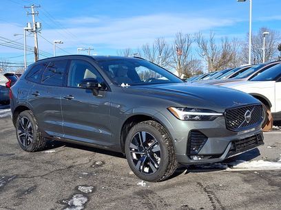 New 2026 Volvo XC60 B5 Plus w/ Protection Package Premier