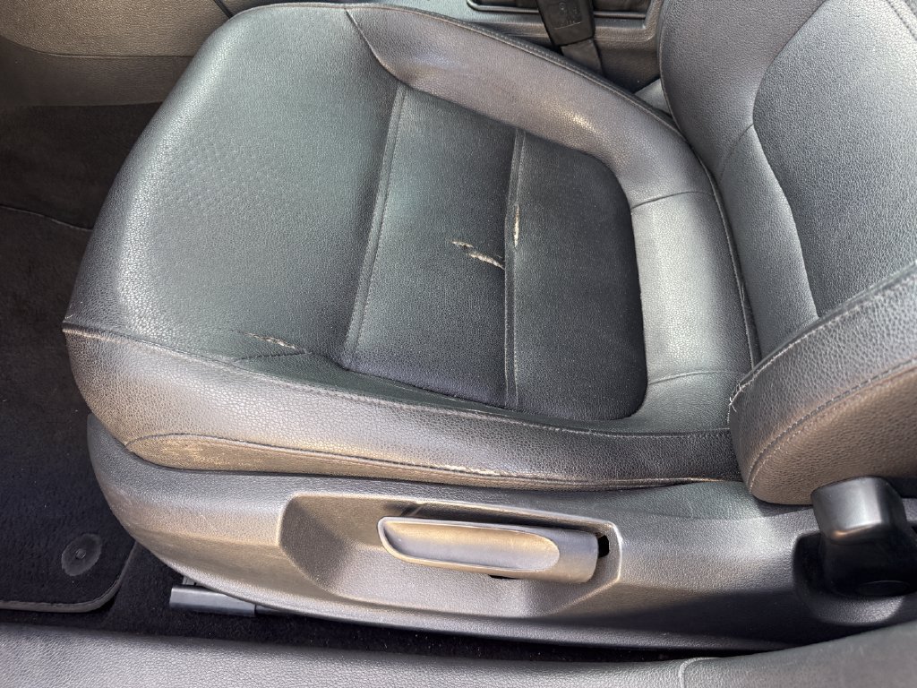 Used 2012 Volkswagen Jetta SE FWD image 19