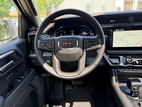 New 2026 GMC Sierra 1500 AT4 w/ AT4 Premium Package AWD/4WD image 13