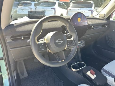 Used 2025 MINI Cooper S image 22