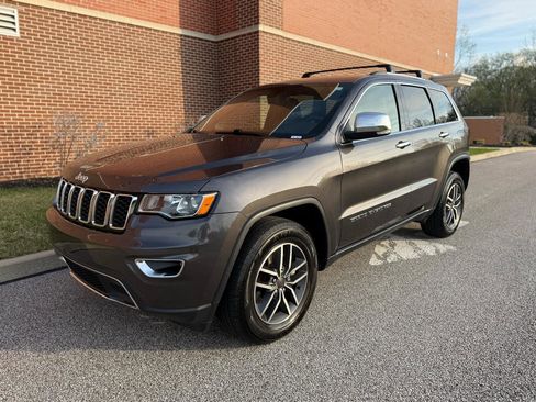 Used 2021 Jeep Grand Cherokee Limited AWD/4WD image 4