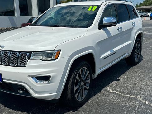 Used 2017 Jeep Grand Cherokee Overland AWD/4WD image 1