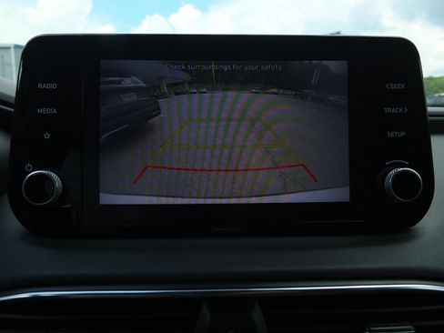 Used 2022 Hyundai Santa Fe XRT FWD image 28