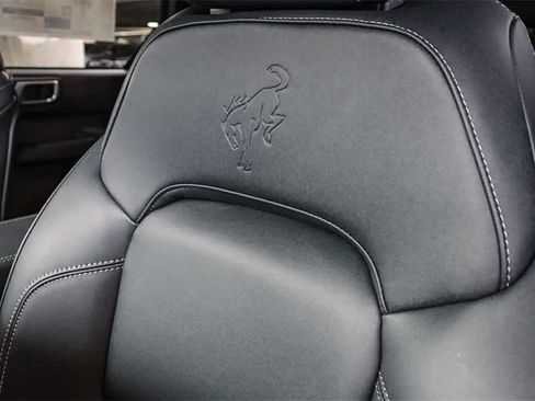 New 2025 Ford Bronco Badlands image 28