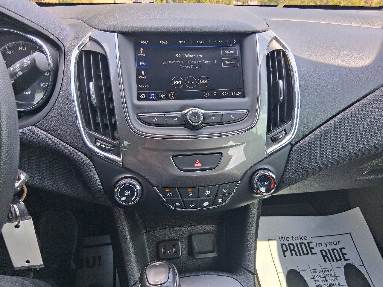 Used 2019 Chevrolet Cruze LS w/ LS Convenience Package FWD image 18