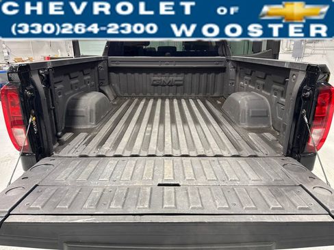 Used 2022 GMC Sierra 1500 SLE w/ X31 Off-Road Package image 31