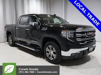 Used 2022 GMC Sierra 1500 SLT w/ SLT Convenience Package