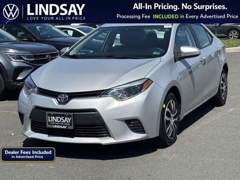 Used 2015 Toyota Corolla LE FWD image 4