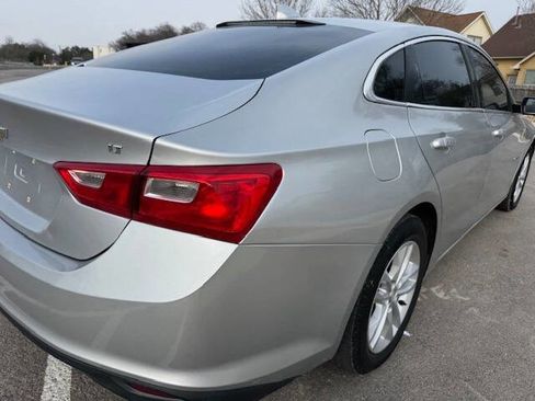 Used 2016 Chevrolet Malibu LT image 10