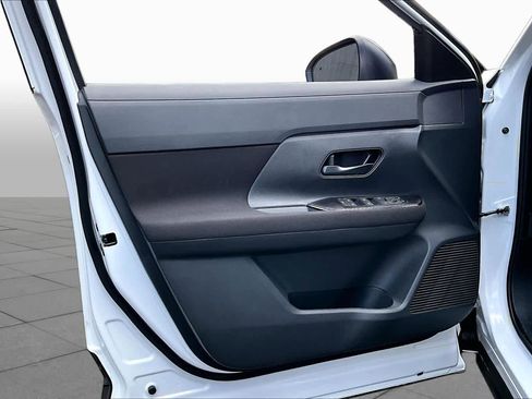 New 2026 Nissan Kicks S FWD image 10