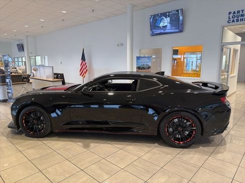 Used 2017 Chevrolet Camaro ZL1 image 7