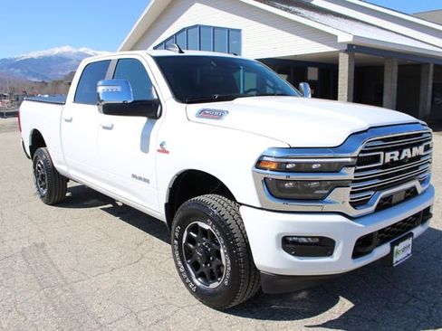 Used 2026 RAM 2500 Laramie AWD/4WD image 57