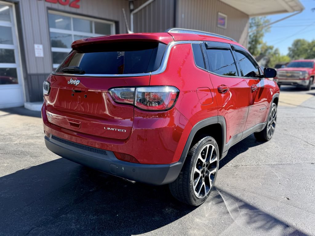 Used 2017 Jeep Compass Limited AWD/4WD image 8