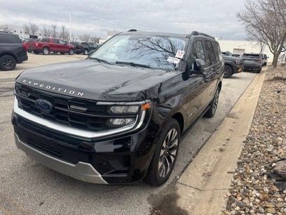 Used 2025 Ford Expedition Platinum w/ Driver's Package