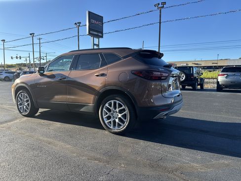 Used 2023 Chevrolet Blazer LT image 6