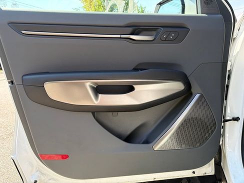 Certified 2024 Kia EV9 Wind AWD/4WD image 12