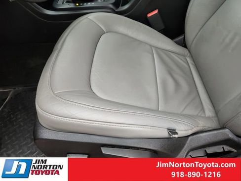 Used 2017 Chevrolet Colorado W/T w/ WT Convenience Package image 26