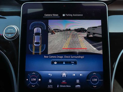 Used 2024 Mercedes-Benz C 300 Sedan image 25