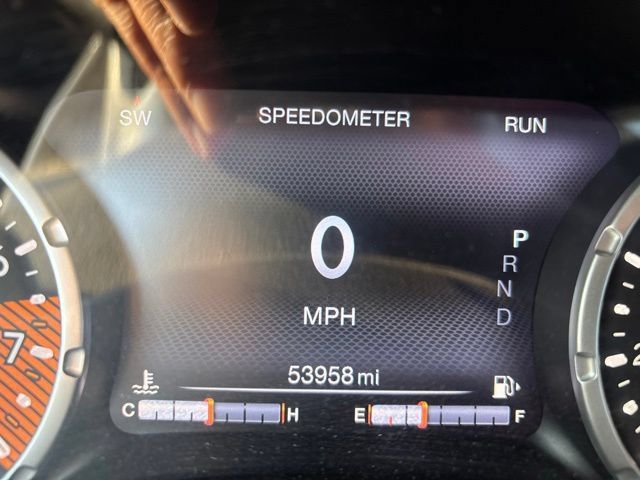 Used 2020 Jeep Renegade Latitude w/ UConnect 8.4 Nav Group FWD image 11