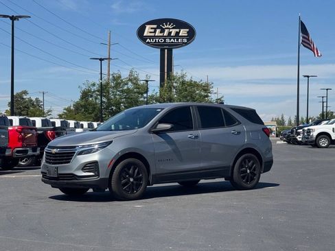 Used 2023 Chevrolet Equinox LS AWD/4WD image 1