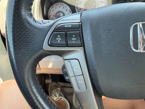 Used 2014 Honda Pilot Touring image 35